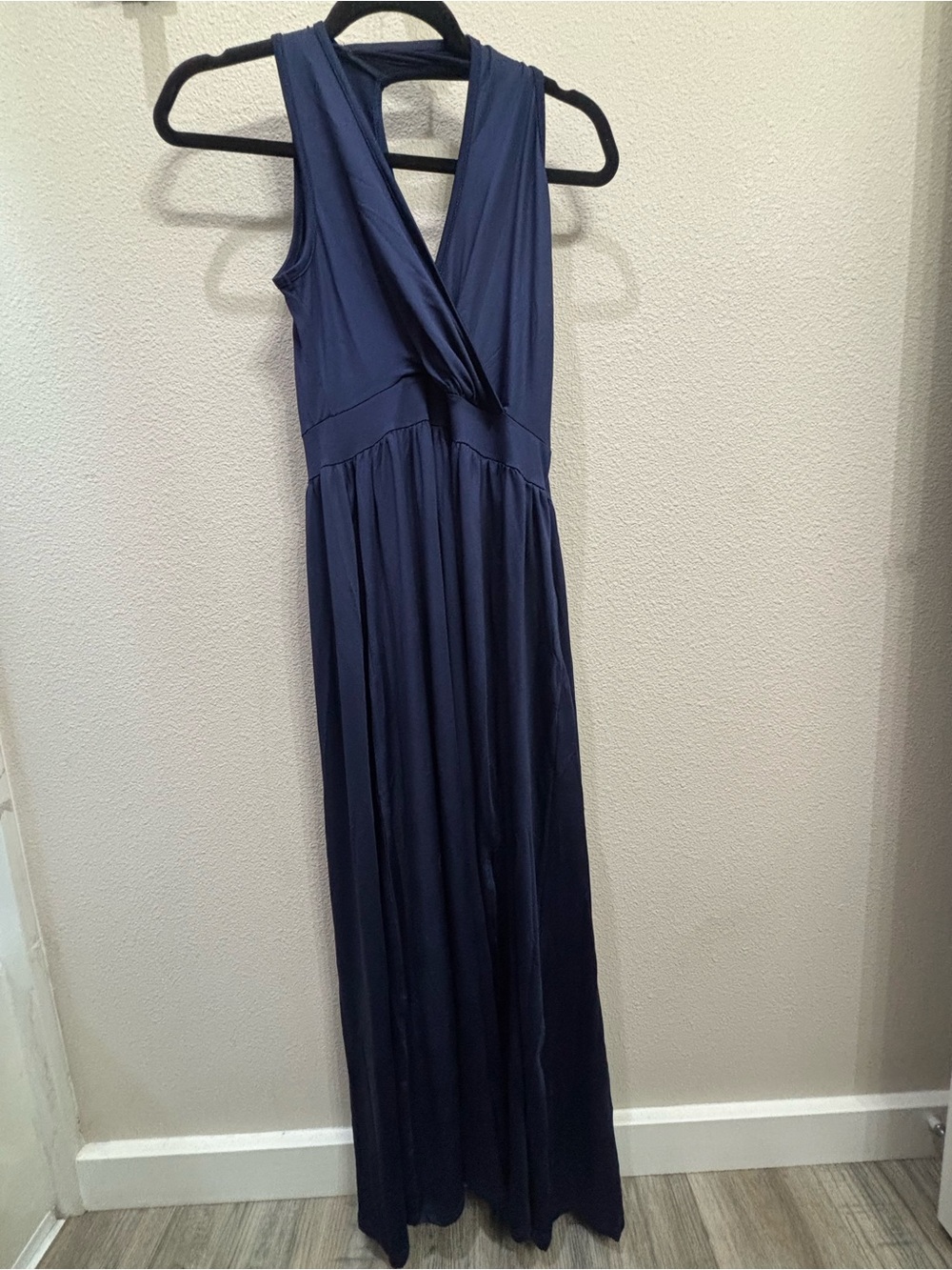 Sleeveless Navy V-Neck Maxi Dress